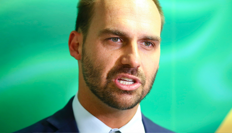 STF condena Eduardo Bolsonaro por atuar nos EUA para tentar coagir ministros