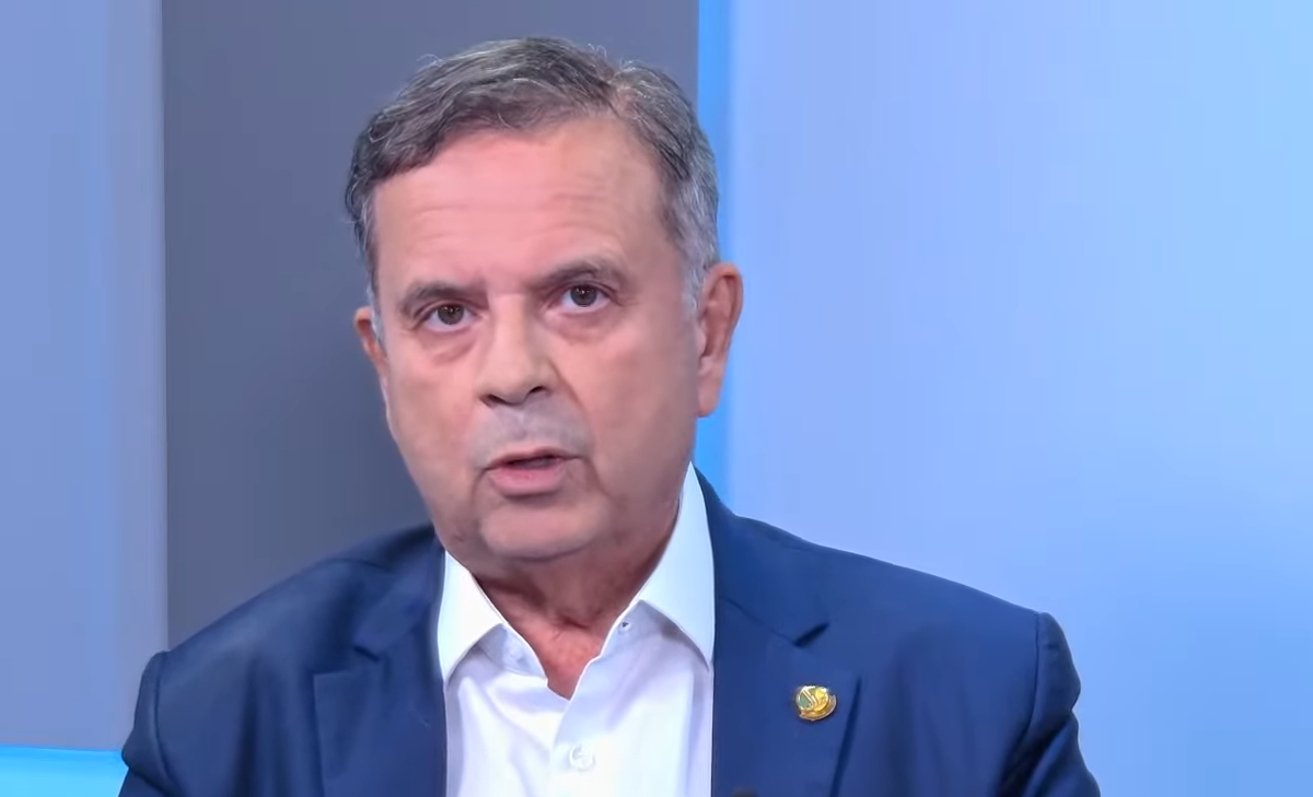 Rogério Marinho defende mudanças e punição para o STF